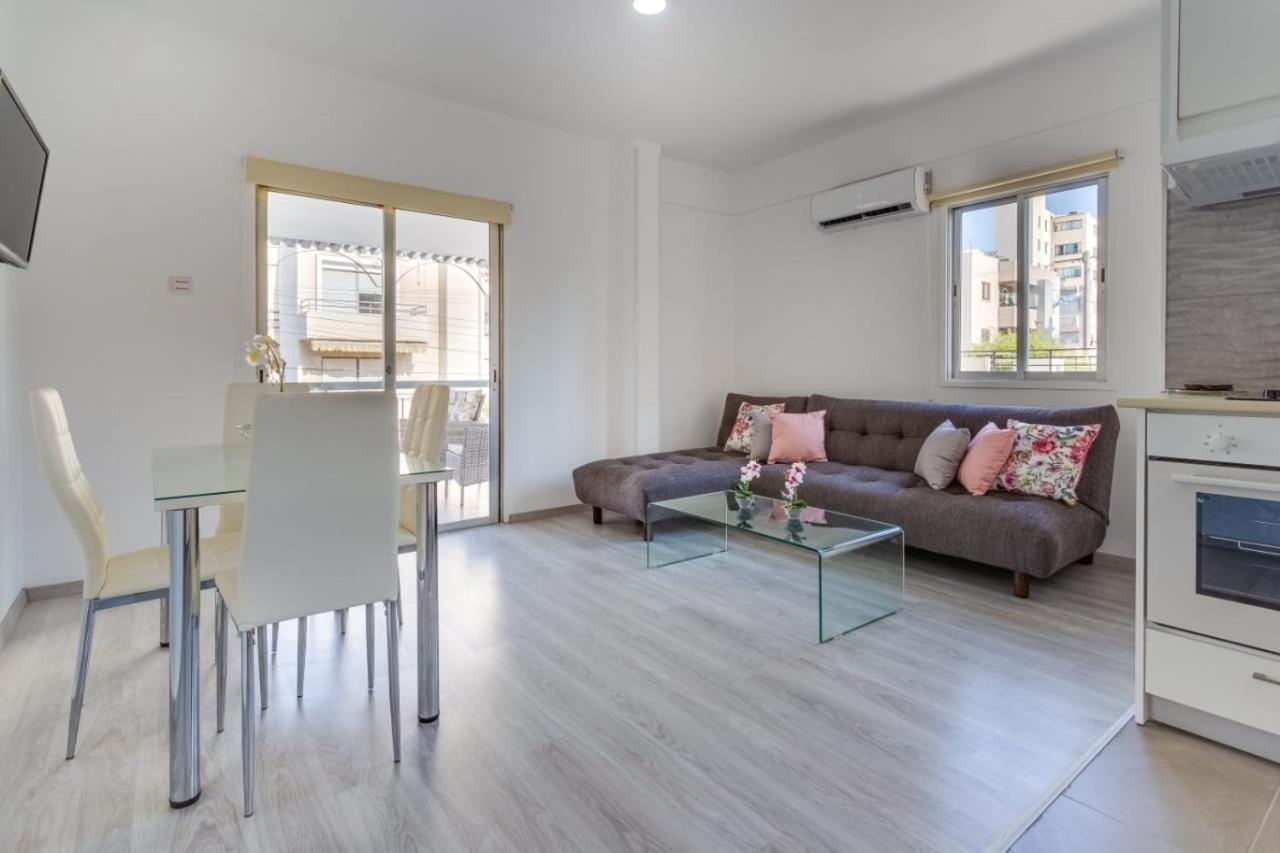 Downtown Larnaca Lejlighed Eksteriør billede